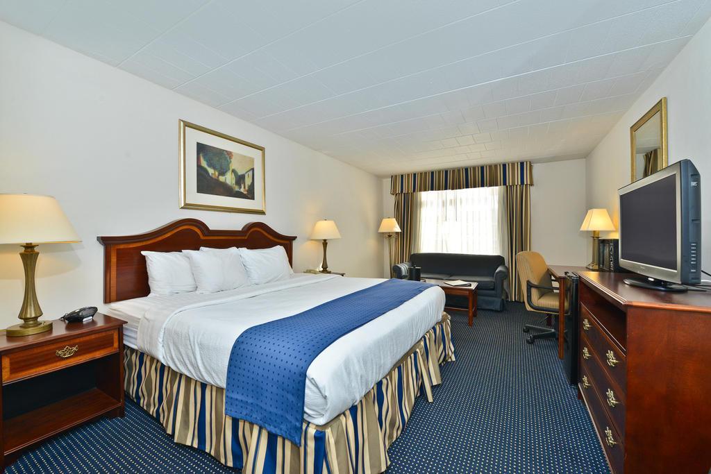 Clarion And Conference Center Harrisburg West Hotel 3*