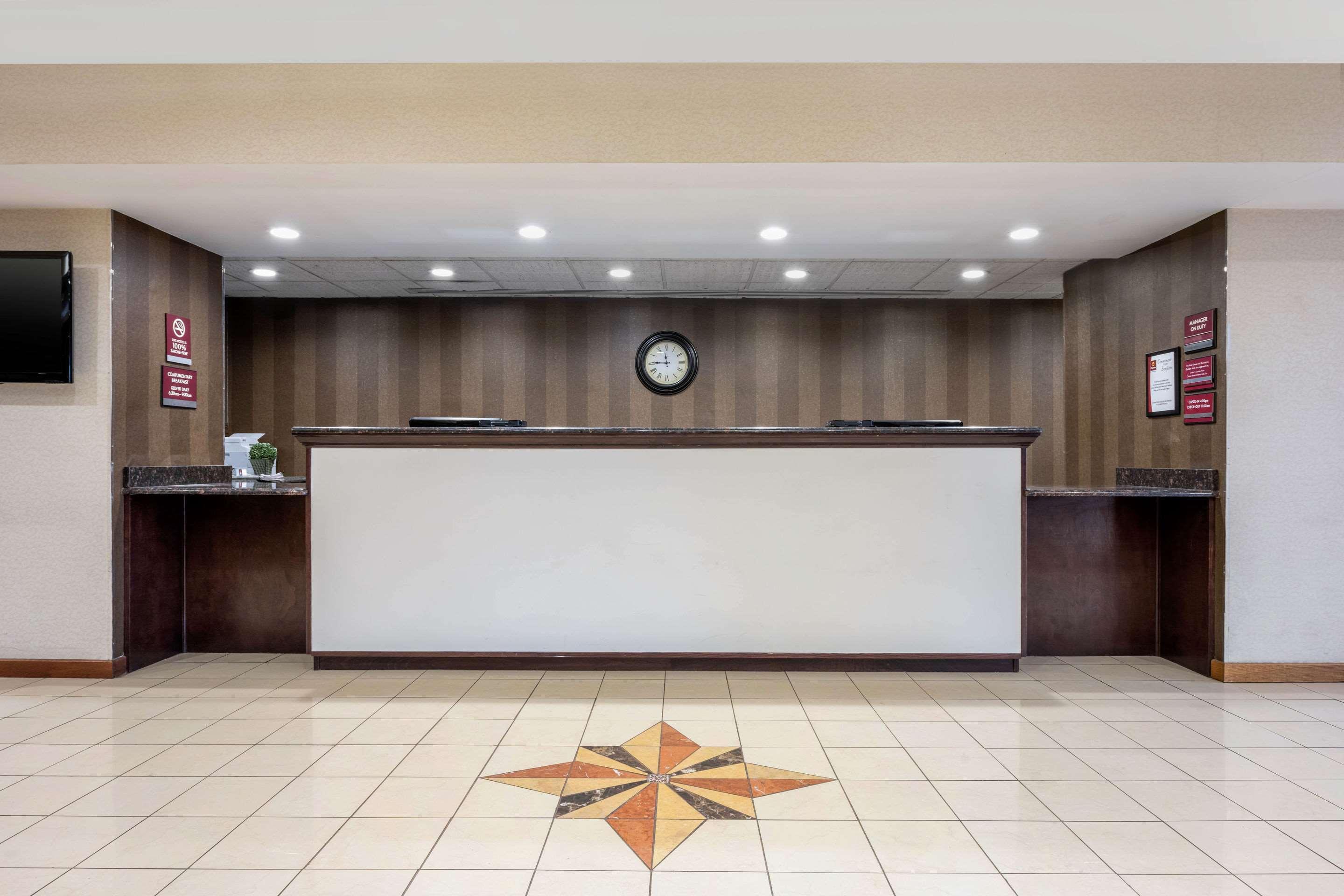 Clarion And Conference Center Harrisburg West 3*