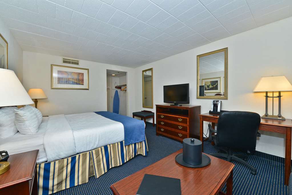 Clarion And Conference Center Harrisburg West Hotel 3*
